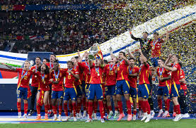 第23金！刘梦婷夺得亚冬会自由式滑雪女子坡面障碍技巧金牌央视体育.